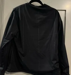 Nike storm pullover. Great for baseball/softball! Women’s medium! thumbnail 1