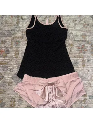 Y2k Victoria's Secret Camisole and shorts with bow thumbnail 2