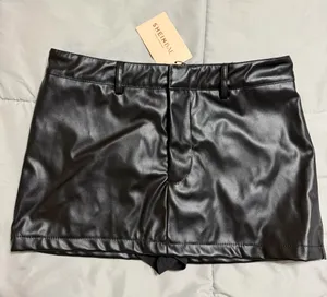 Shein Mini Skirt Leather thumbnail 1