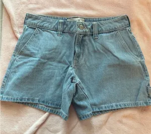 Hollister Low-Rise Jean Shorts thumbnail 1