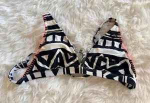 Roxy Swim Y2K Bikini Top Size S Black and White Geometric Print thumbnail 1