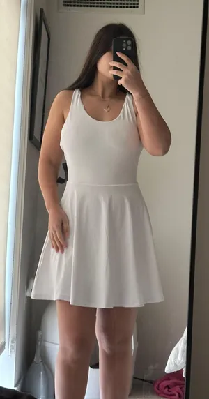 Dress thumbnail 1