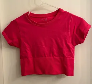 Aerie offline cropped workout top thumbnail 1