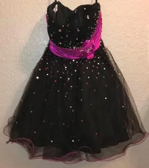 Dress thumbnail 1
