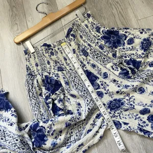 Urban Outfitters Pants smocked floral wide leg crop womens Blue (medium) boho thumbnail 4