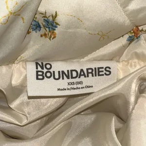 No Boundaries Floral Quilted Bow Jacket Cottagecore Coquette Cropped Puffer NWT thumbnail 7