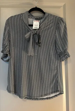 TJ Maxx Work blouse thumbnail 1