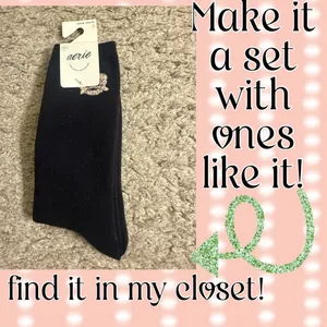 Aerie Black New York NYC Block Letter Graphic Real Soft® Crew Socks thumbnail 6
