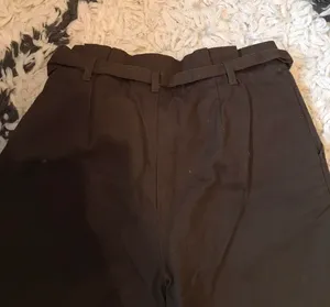 Paper Bag Pants thumbnail 3