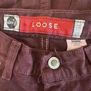 Levis Vintage Silver Tab Loose Pants Jeans Womens 8 Baggy‎ Leg Wine Burgundy thumbnail 6