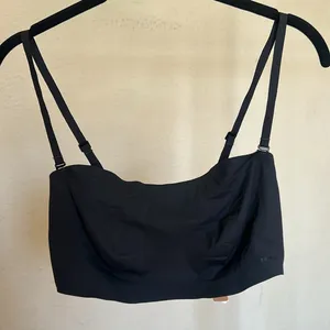 SKIMS NAKED BANDEAU‎ BRA IN ONYX NWT strapless size XXS thumbnail 8