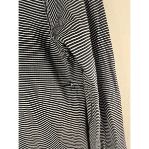 Lululemon Womens Black White Striped Long Sleeve Swiftly Tech Tee Tshirt Top 6 thumbnail 3