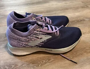 Brooks Ricochet Purple Sneakers 9.5 thumbnail 3