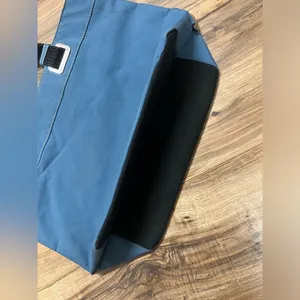 Kenneth Cole‎ reaction blue shoulder bag thumbnail 2