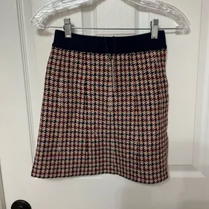 Cider Red and Black Houndstooth Mini Skirt‎ thumbnail 3