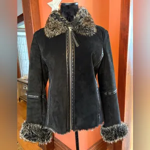 LNR Women's Leather + Faux FurJacket thumbnail 2
