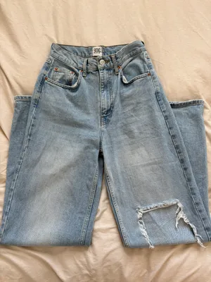 BDG Urban Outfitters High Rise Baggy Jeans thumbnail 4