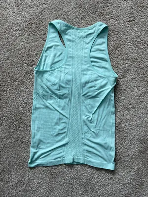 Danskin Athletic Top thumbnail 2