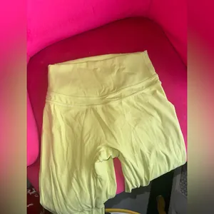 Paragon NWOT RecStretch™ Levitate Sculptseam® Plus Legging In Lemon Lime $88 MSRP thumbnail 6