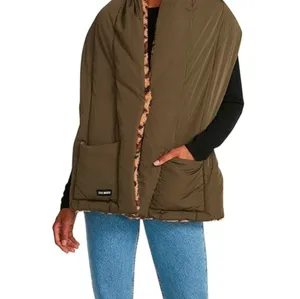 Steve Madden Reversible Puffer‎ Scarf Womens OS Olive Leopard Faux Fur Mob Wife thumbnail 4