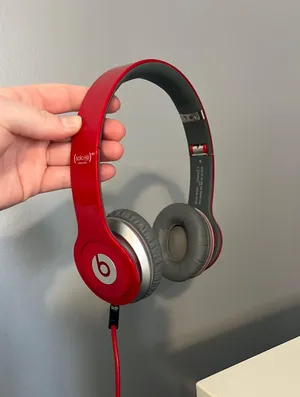 Beats Headphones thumbnail 1