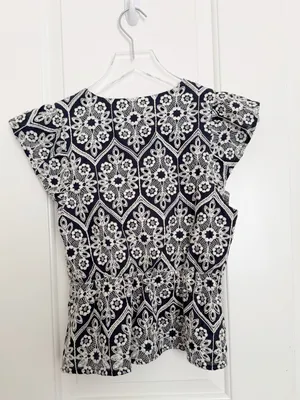 ADELYN RAE‎ Seriana Embroidered Top Navy and White Flutter Sleeves Small thumbnail 4