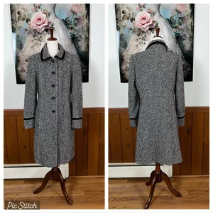 Gorgeous LOFT Wool Tweed Coat with Black Velvet Trim! thumbnail 2