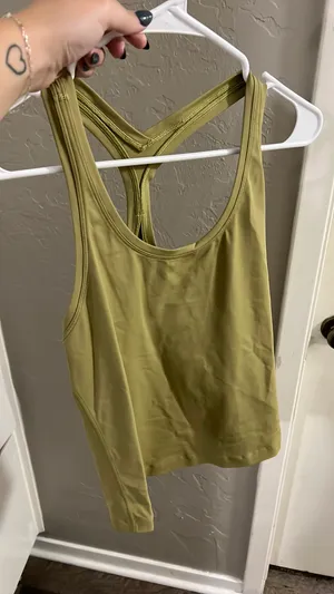 Lululemon Tank thumbnail 1
