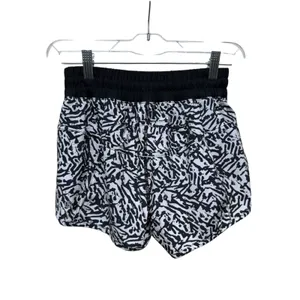 Lululemon Tracker Short 4" Women Sz 4 Black White Animal‎ Print Running Athletic thumbnail 2