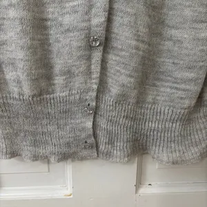 J. Crew M Lightweight‎ Gray Alpaca Wool Cardigan Sweater Minimalist Runs Small thumbnail 3