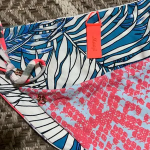 Maaji Side Tie Bikini Bottom Sz Large thumbnail 2