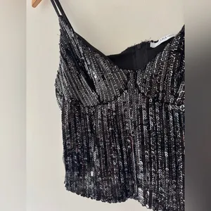 Zara Sequin Cami‎ Crop Top thumbnail 3