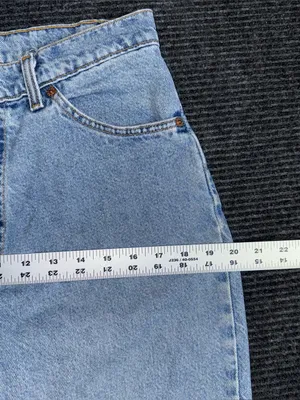 Vintage 90s Levi’s 560 Loose Fit Orange Tab Relaxed Denim Shorts Sz 28 Jorts thumbnail 9