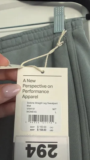 Vuori Large Sedona Straight Leg Sweatpants in Mist thumbnail 9
