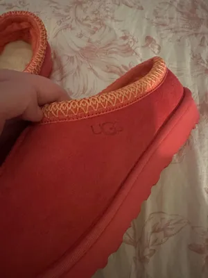 Pink UGG Slippers thumbnail 2
