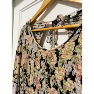 American Eagle Vintage Floral‎ Smocked Romper Long Sleeve Pockets Black Large thumbnail 4
