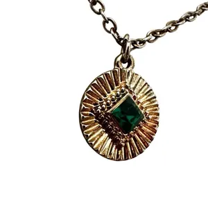 Retro Green Glass Rhinestone Pendant Necklace thumbnail 5