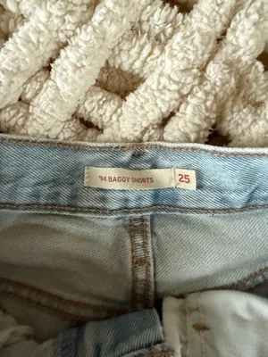 Levi’s 94 Baggy Women’s shorts thumbnail 3