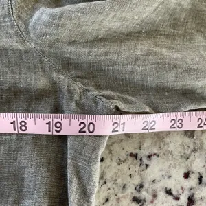 Jones New York Linen Tunic Women Large Olive Green Coastal Boho Henley Roll Tab‎ thumbnail 6