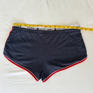 Tommy Hilfiger UO Exclusive Retro Shorts - Navy - M thumbnail 10