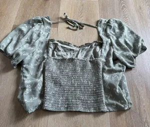 Abercrombie and Fitch Green Floral Puff Sleeve Top thumbnail 6