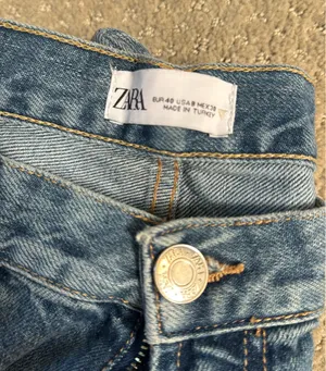ZARA Wide-Leg High-Rise Jeans thumbnail 3