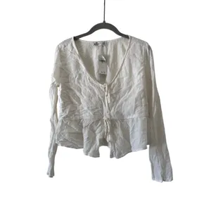 NWT Hollister Women’s White Swiss Dot Tie Front Peplum Blouse Long Sleeve XS thumbnail 2