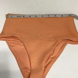 New. L*SPACE M-top/S-bottom. Tangy bikini. Retails $198. thumbnail 12
