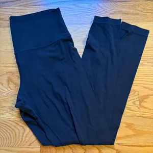 Lululemon align black leggings size 12 thumbnail 1