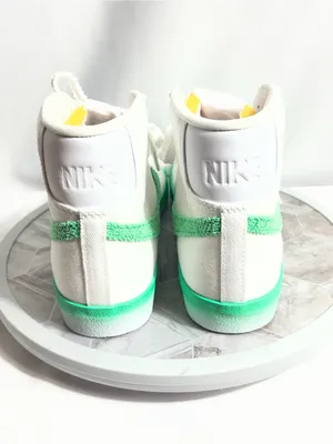 Nike Blazer Mid ’77 Chenille Swoosh Green Fade Sneakers Women’s 8.5 thumbnail 3
