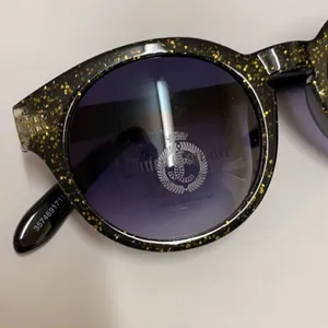 Juicy Couture black and‎ gold speckled sunglasses D6 thumbnail 2