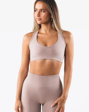 Alphalete Amplify Sports Bra thumbnail 1