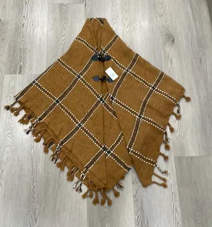 Poncho thumbnail 1