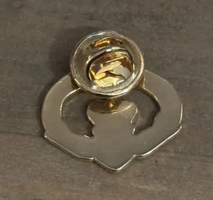 Vintage Gold Tone Claddagh Lapel Tac Pin thumbnail 2